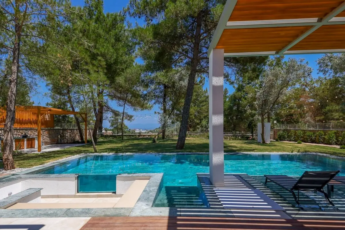 Real estate in Torba